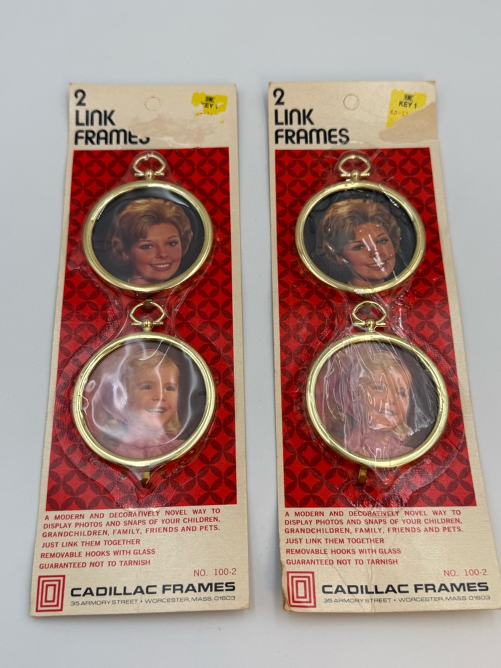 Vintage Cadillac Link Circular Picture Frames Gold/Brass Color (2pack X2)